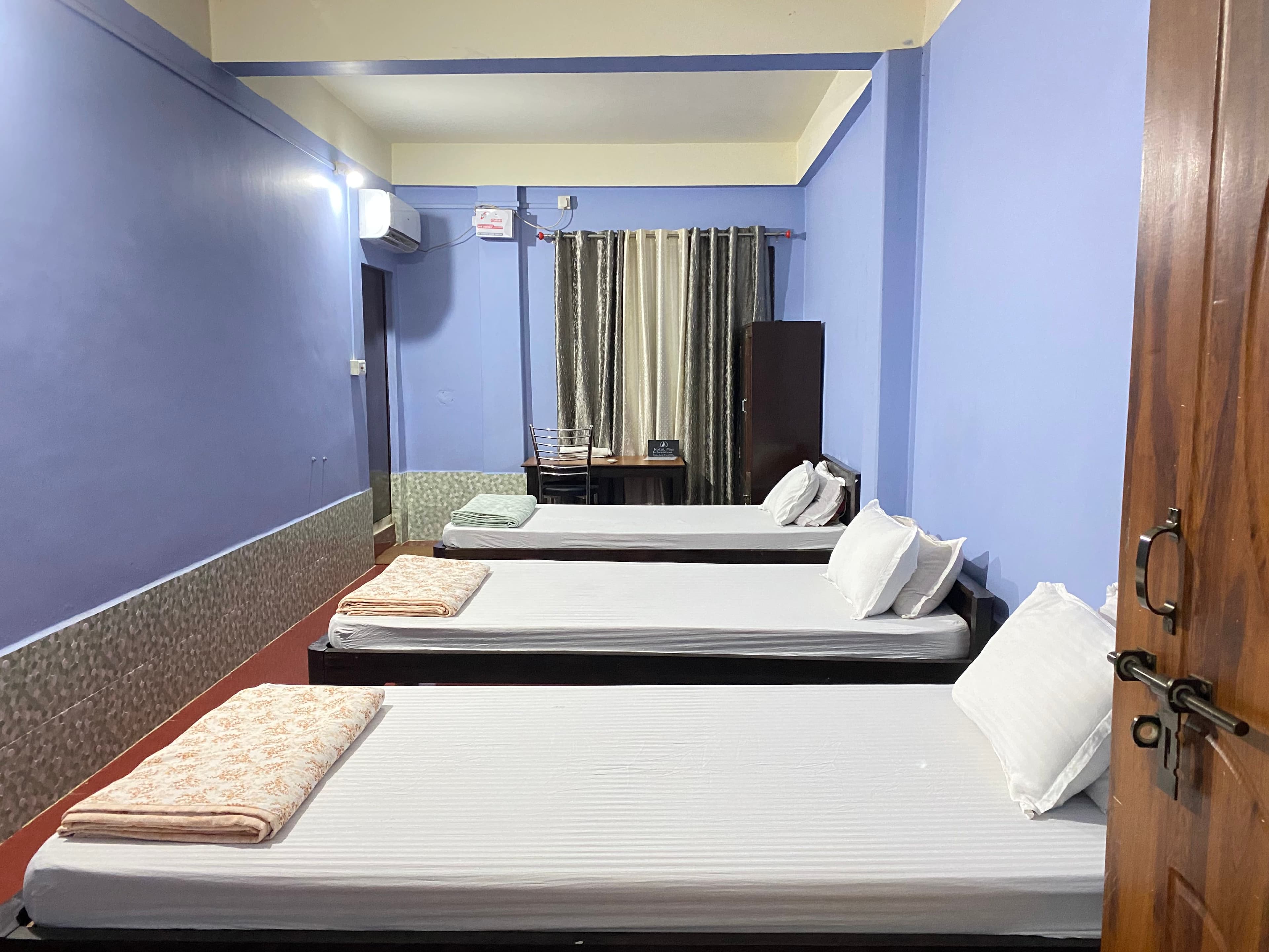 Triple Sharing Room
